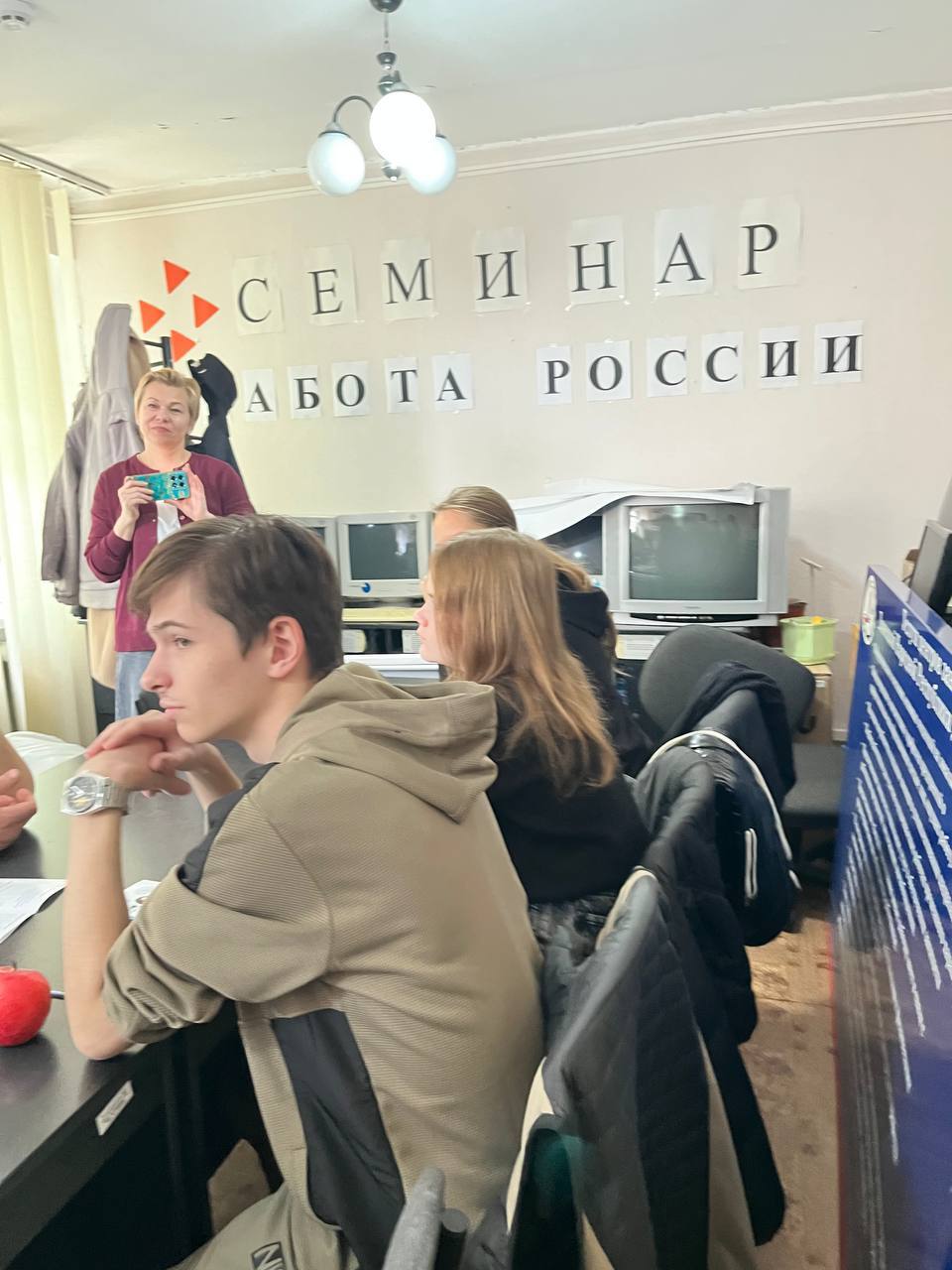 «Профессиональные пробы школьников» в рамках акции "Учиться в Донбассе" и проекта "Ура, каникулы" «Профессиональные пробы школьников» в рамках акции "Учиться в Донбассе" и проекта "Ура, каникулы"