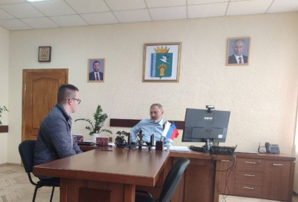Глава Мангушского муниципального округа Борис Трима провел личный прием
