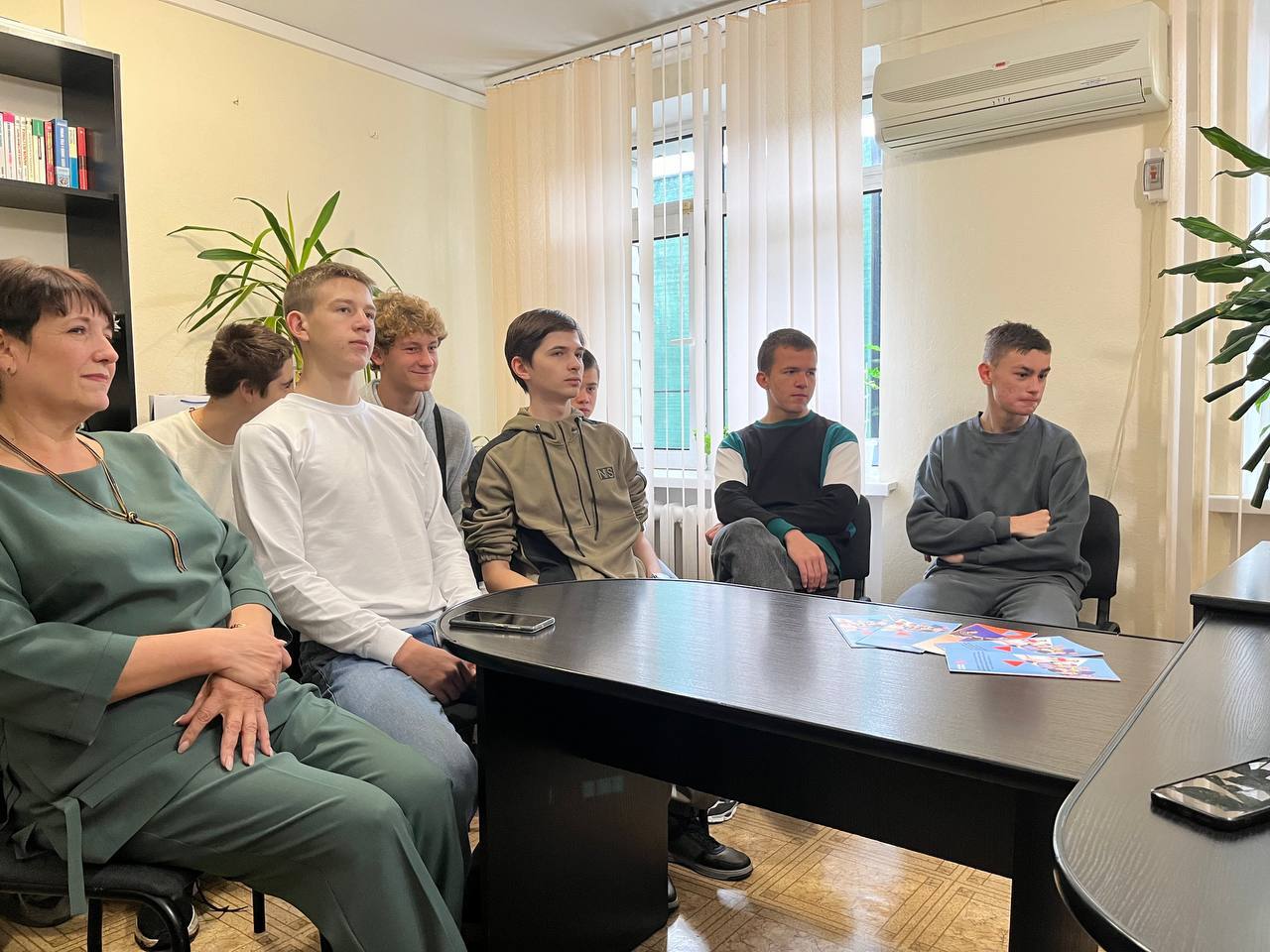 «Профессиональные пробы школьников» в рамках акции "Учиться в Донбассе" и проекта "Ура, каникулы" «Профессиональные пробы школьников» в рамках акции "Учиться в Донбассе" и проекта "Ура, каникулы"