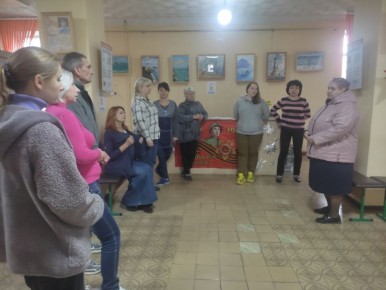 Сегодня, 28 октября, спикер-активист Валентина Карпова провела встречу с трудовым коллективом Муниципального бюджетного учреждения «Художественная школа г. Макеевки»