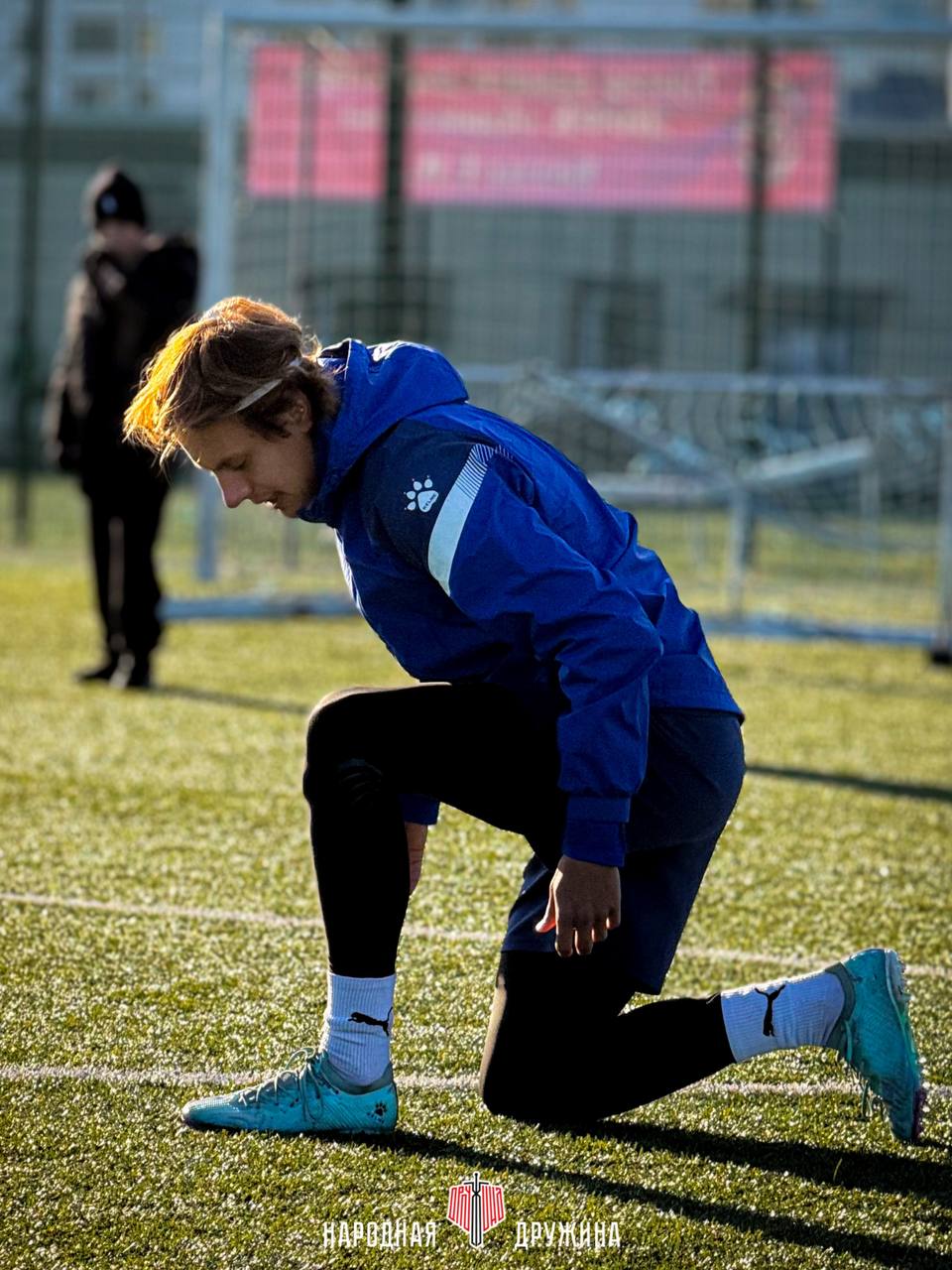 Вырываемся в полуфинал!. Наша команда вырвала победу в четвертьфинале Кубка Города и с гордостью проходит в полуфинал! Со счётом 3:2 ФК «Народная Дружина» из Мангуша обыграла команду «Сигнал-Адамант» из Мариуполя Вырываемся в полуфинал!. Наша команда вырвала победу в четвертьфинале Кубка Города и с гордостью проходит в полуфинал! Со счётом 3:2 ФК «Народная Дружина» из Мангуша обыграла команду «Сигнал-Адамант» из Мариуполя