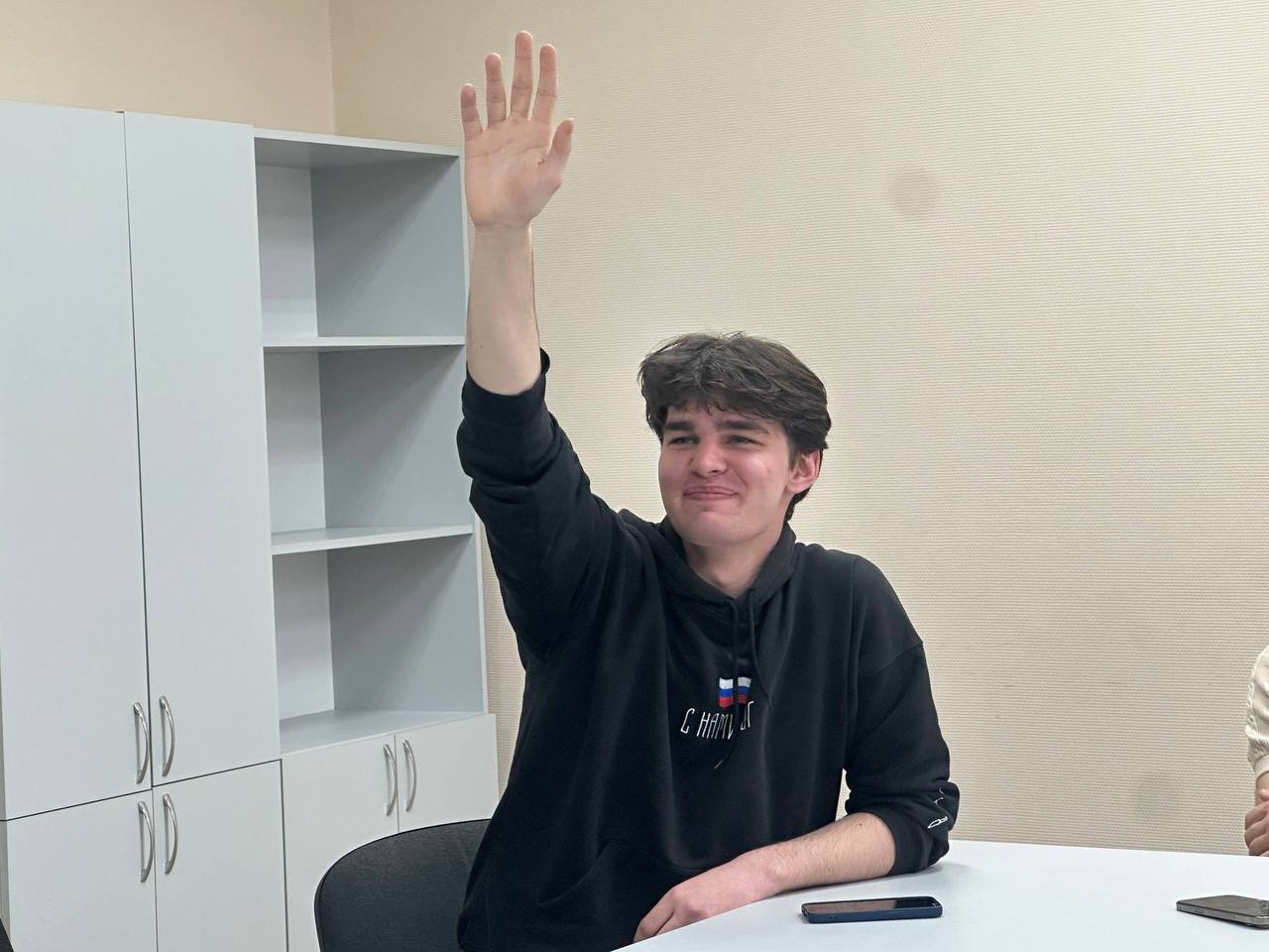 Денис Зубов: 27 октября отмечается Международный день школьных библиотек — важный праздник, подчеркивающий роль библиотек в формировании у детей любви к чтению, развитию знаний и творческого мышления Денис Зубов: 27 октября отмечается Международный день школьных библиотек — важный праздник, подчеркивающий роль библиотек в формировании у детей любви к чтению, развитию знаний и творческого мышления