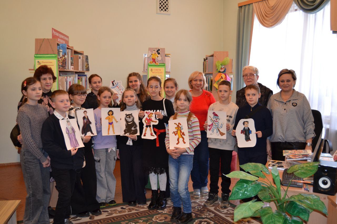 Школьники Кировского посетили Донецк с экскурсией Школьники Кировского посетили Донецк с экскурсией