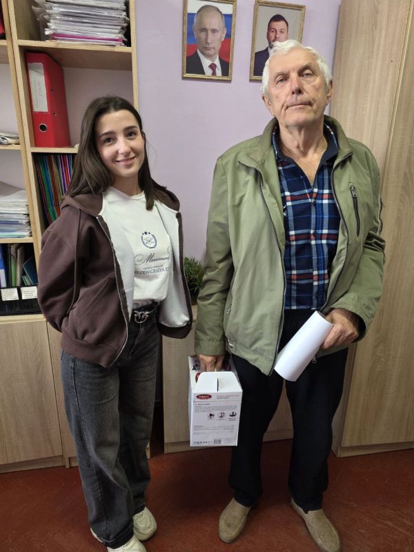 В преддверии Дня отца, в рамках партийного проекта "Крепкая семья", городской округ Дебальцево чествует мужчин, взявших на себя особую и благородную роль – отцов-опекунов В преддверии Дня отца, в рамках партийного проекта "Крепкая семья", городской округ Дебальцево чествует мужчин, взявших на себя особую и благородную роль – отцов-опекунов