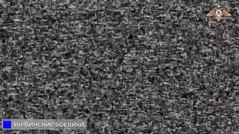 FPV-дрон ВС РФ добивает боевиков ВСУ из «Красноармейского котла»