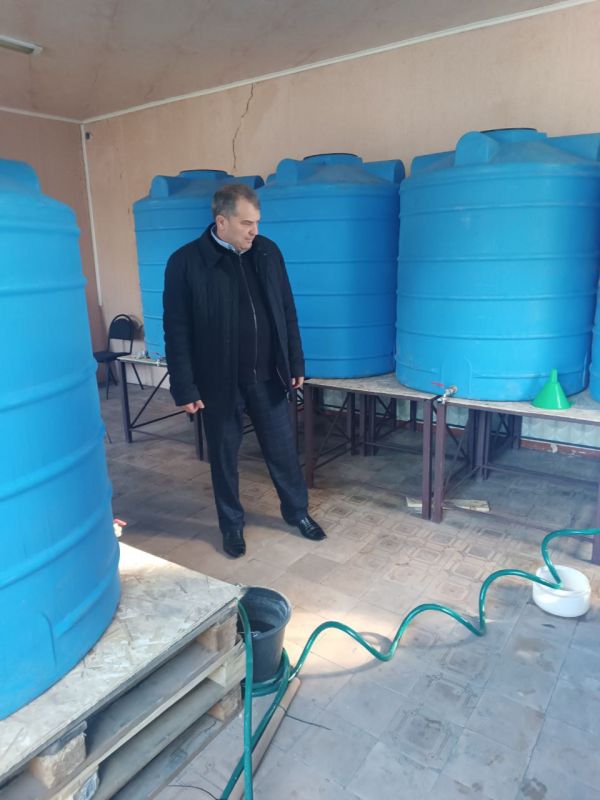 Таймураз Арсоев: Во исполнение поручения Главы ДНР Дениса Пушилина проконтролировано своевременное наполнение емкостей в селе Привольное Таймураз Арсоев: Во исполнение поручения Главы ДНР Дениса Пушилина проконтролировано своевременное наполнение емкостей в селе Привольное