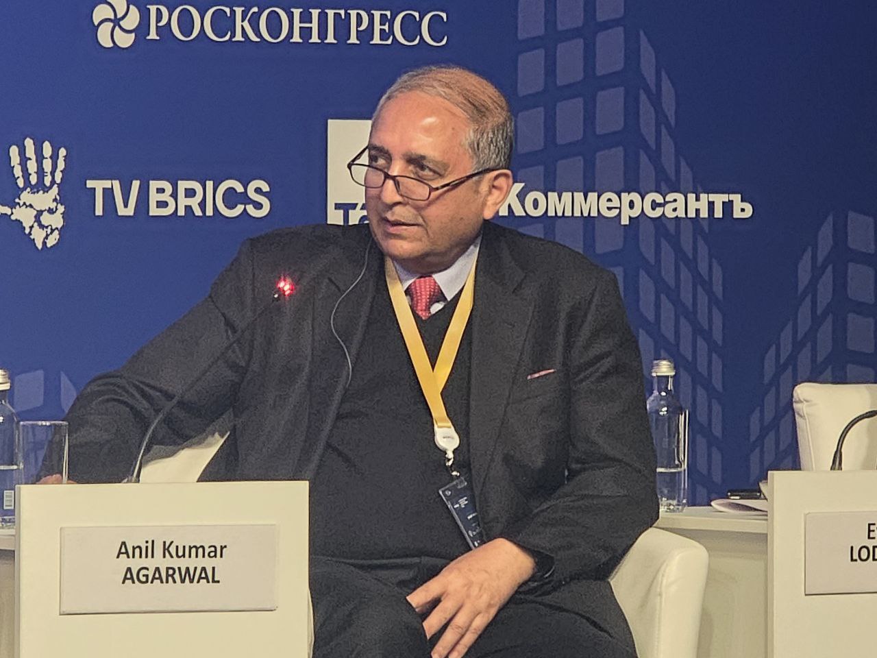 Константин Кузьмин: Сегодня в Санкт-Петербурге начал работу Международный Муниципальный Форум БРИКС-2025 Константин Кузьмин: Сегодня в Санкт-Петербурге начал работу Международный Муниципальный Форум БРИКС-2025