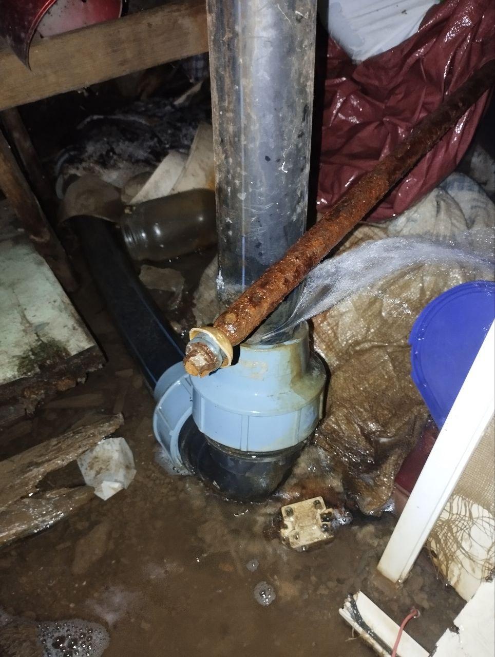 Аварийные бригады Нижегородской области продолжают работу в Харцызске Аварийные бригады Нижегородской области продолжают работу в Харцызске