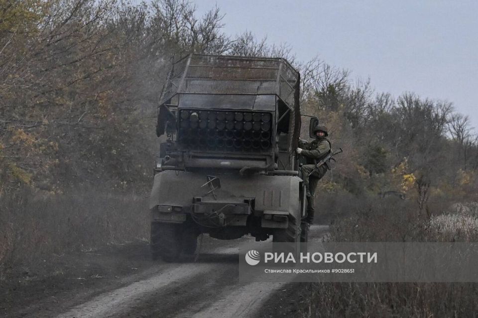 Боевая работа расчёта РСЗО 9К51 «Град» группировки войск «Центр» на Покровском (Красноармейском) направлении Боевая работа расчёта РСЗО 9К51 «Град» группировки войск «Центр» на Покровском (Красноармейском) направлении