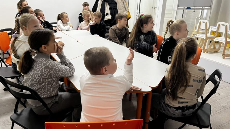 Познавательно-развлекательная программа «Космос: великий и прекрасный» Познавательно-развлекательная программа «Космос: великий и прекрасный»