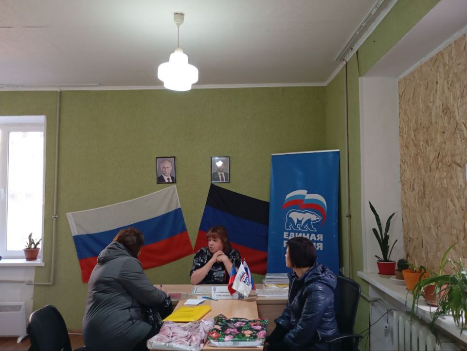Сегодня, 29.10.2025 в городе Светлодарск состоялся выездной приём нотариуса Дебальцевского городского нотариального округа Белолипской Анны Александровны Сегодня, 29.10.2025 в городе Светлодарск состоялся выездной приём нотариуса Дебальцевского городского нотариального округа Белолипской Анны Александровны