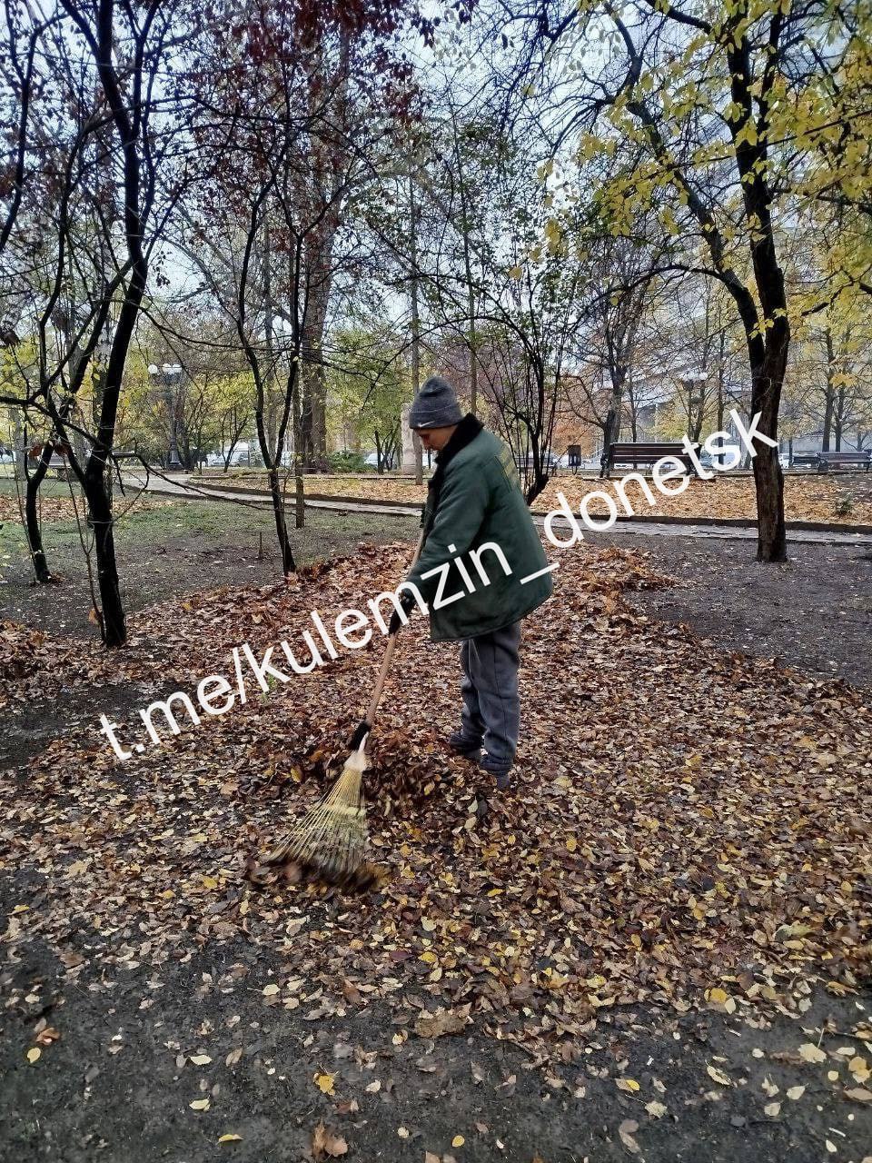 Благоустройство в нашем городе продолжается Благоустройство в нашем городе продолжается