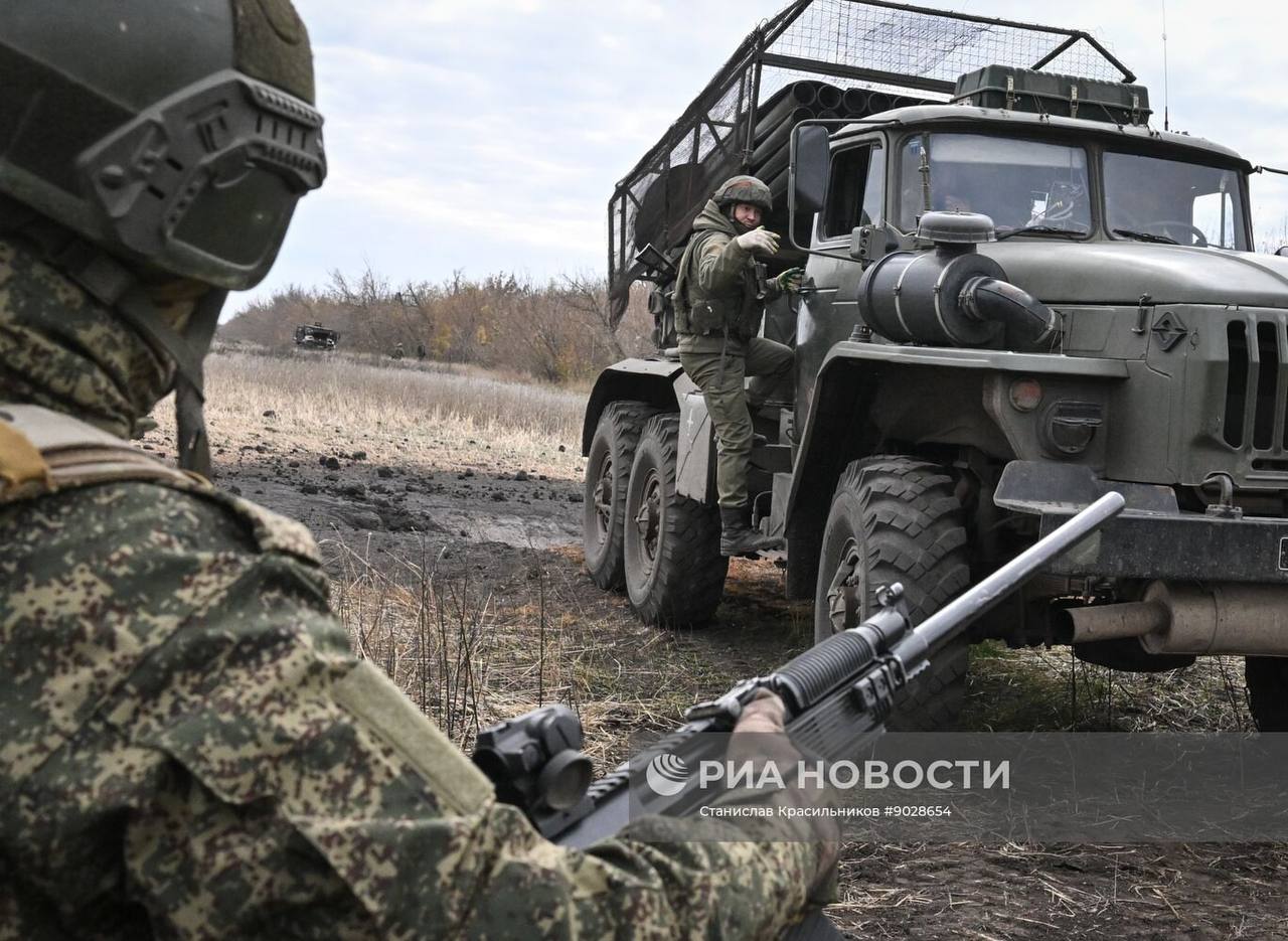 Боевая работа расчёта РСЗО 9К51 «Град» группировки войск «Центр» на Покровском (Красноармейском) направлении Боевая работа расчёта РСЗО 9К51 «Град» группировки войск «Центр» на Покровском (Красноармейском) направлении