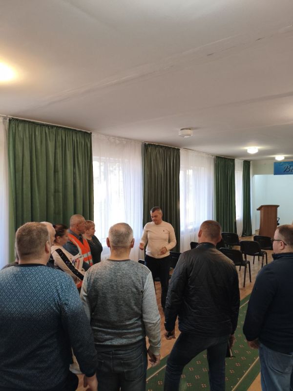 Сегодня депутат Тельмановского муниципального совета Сергей Мелащук встретился с коллективом Филиала Тельмановского ПУВКХ ГУП ДНР ВОДА ДОНБАССА Сегодня депутат Тельмановского муниципального совета Сергей Мелащук встретился с коллективом Филиала Тельмановского ПУВКХ ГУП ДНР ВОДА ДОНБАССА
