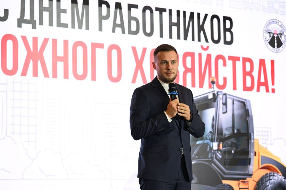 Кирилл Макаров: За километрами новых дорог, за цифрами и планами — люди Кирилл Макаров: За километрами новых дорог, за цифрами и планами — люди