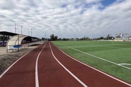 Директор департамента по физической культуре и спорту ЯНАО посетил Волноваху