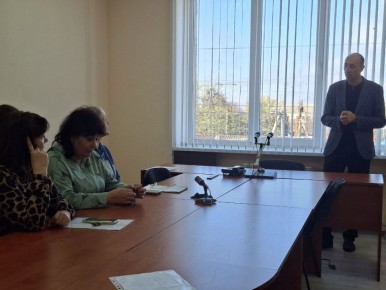 29 ,              .-