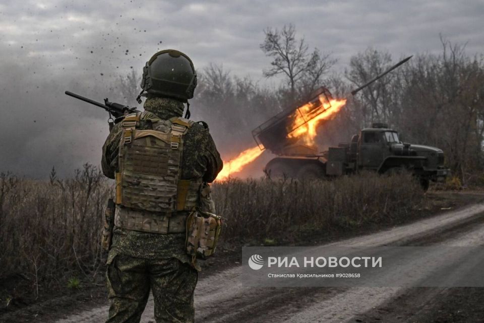 Боевая работа расчёта РСЗО 9К51 «Град» группировки войск «Центр» на Покровском (Красноармейском) направлении Боевая работа расчёта РСЗО 9К51 «Град» группировки войск «Центр» на Покровском (Красноармейском) направлении