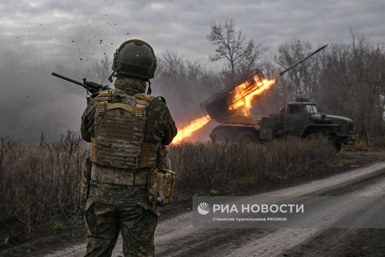 Боевая работа расчёта РСЗО 9К51 «Град» группировки войск «Центр» на Покровском (Красноармейском) направлении Боевая работа расчёта РСЗО 9К51 «Град» группировки войск «Центр» на Покровском (Красноармейском) направлении