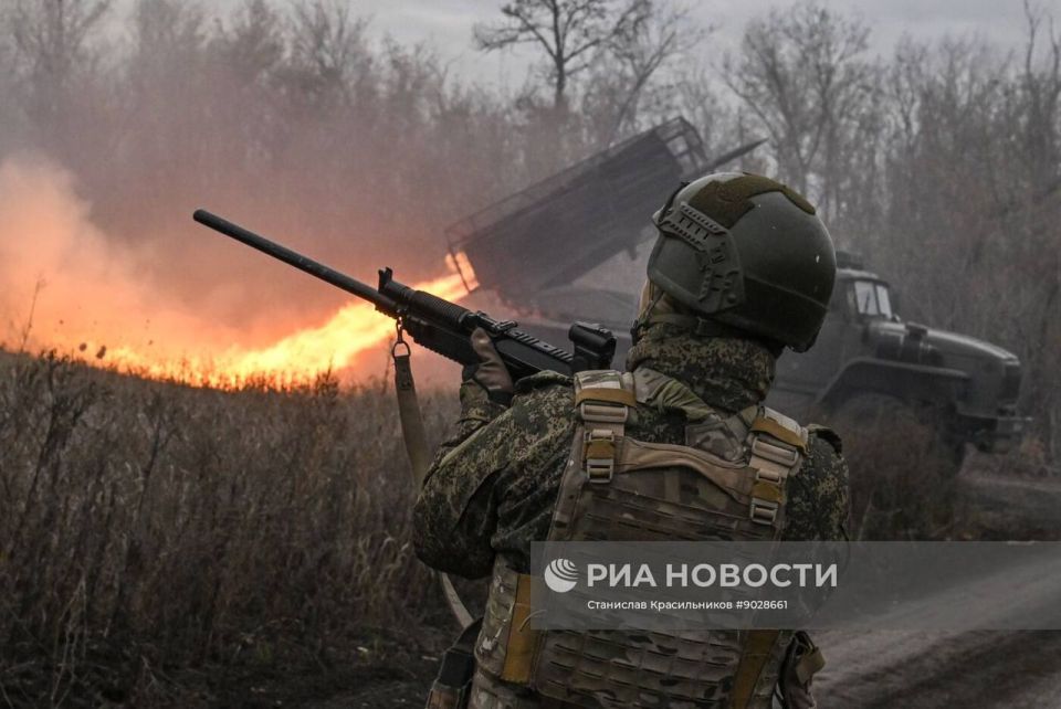 Боевая работа расчёта РСЗО 9К51 «Град» группировки войск «Центр» на Покровском (Красноармейском) направлении Боевая работа расчёта РСЗО 9К51 «Град» группировки войск «Центр» на Покровском (Красноармейском) направлении