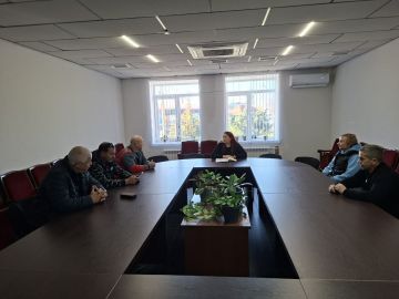 Состоялась встреча первого заместителя руководителя Управы Ильичевского внутригородского района города Мариуполь Соломиной Татьяны с представителями ресурсопоставляющих компаний