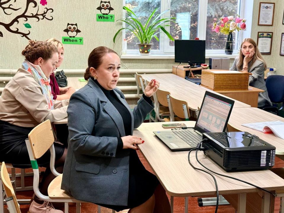 Цифровая трансформация: как мы стремимся экономить время классных руководителей! Цифровая трансформация: как мы стремимся экономить время классных руководителей!