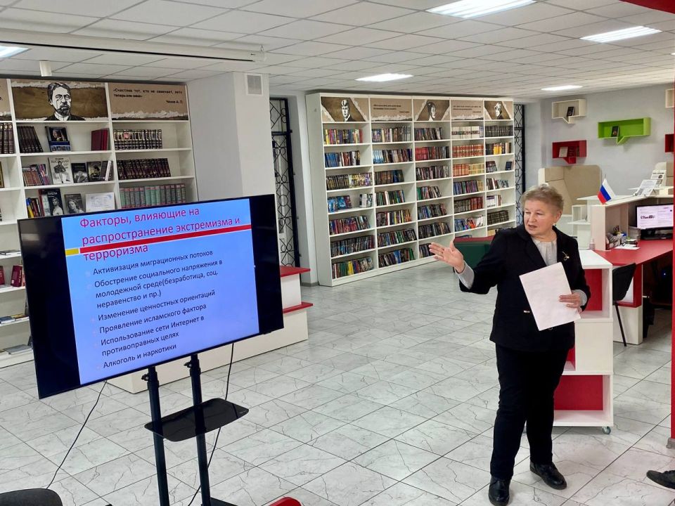 В Енакиево прошел антитеррористический квиз В Енакиево прошел антитеррористический квиз