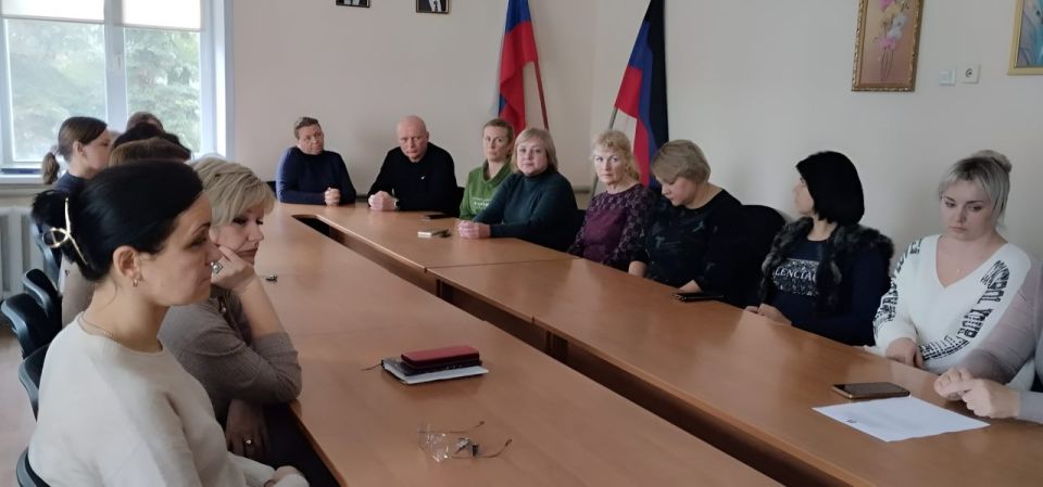 Наталья Бегуненко: По поручению Главы ДНР Дениса Пушилина в Петровском районе продолжаются встречи с населением Наталья Бегуненко: По поручению Главы ДНР Дениса Пушилина в Петровском районе продолжаются встречи с населением