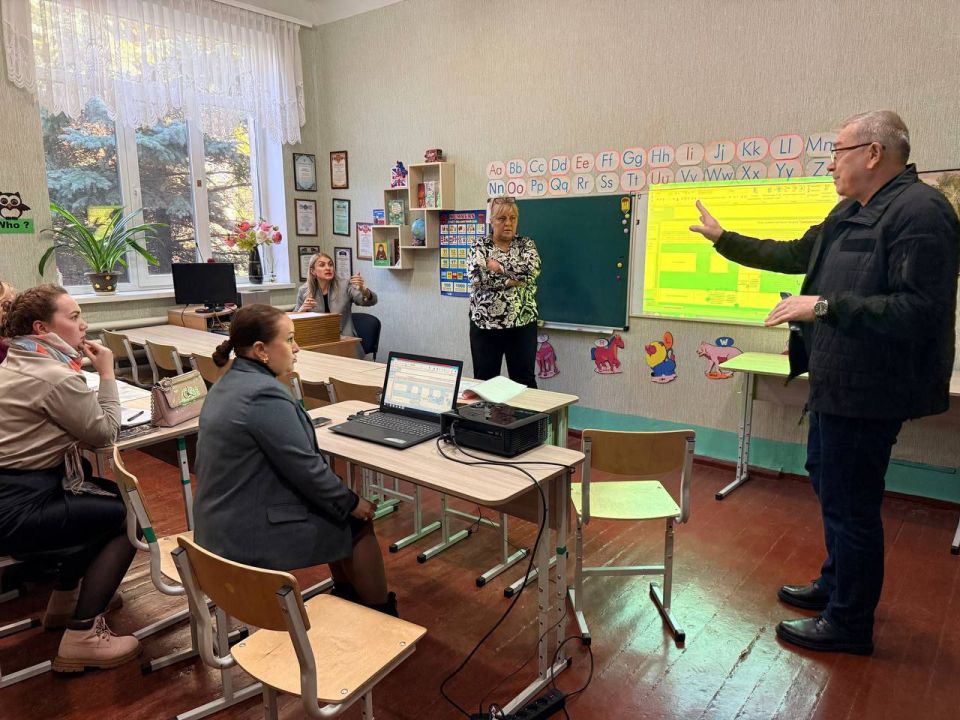 Цифровая трансформация: как мы стремимся экономить время классных руководителей! Цифровая трансформация: как мы стремимся экономить время классных руководителей!