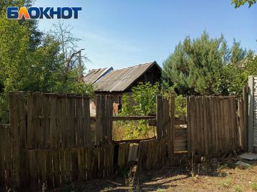 Жителям ДНР, проживающим в аварийном жилье, будут выдавать дома