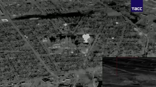 Расчеты РСЗО "Ураган" уничтожили укрепления ВСУ в районе Клебан-Быка в ДНР, сообщили в Минобороны РФ