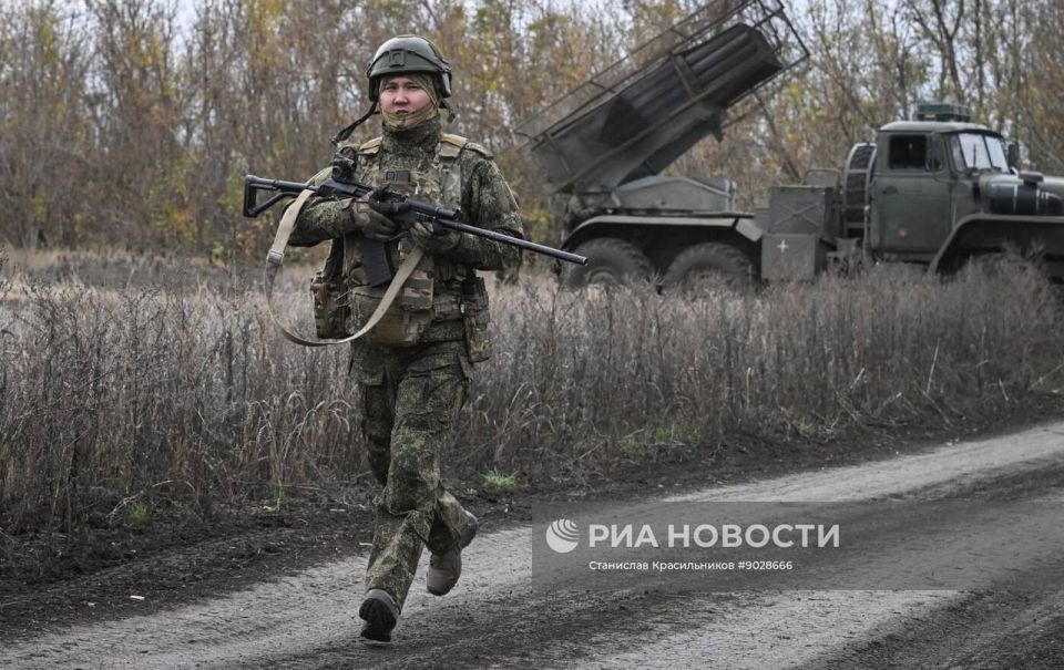Боевая работа расчёта РСЗО 9К51 «Град» группировки войск «Центр» на Покровском (Красноармейском) направлении Боевая работа расчёта РСЗО 9К51 «Град» группировки войск «Центр» на Покровском (Красноармейском) направлении