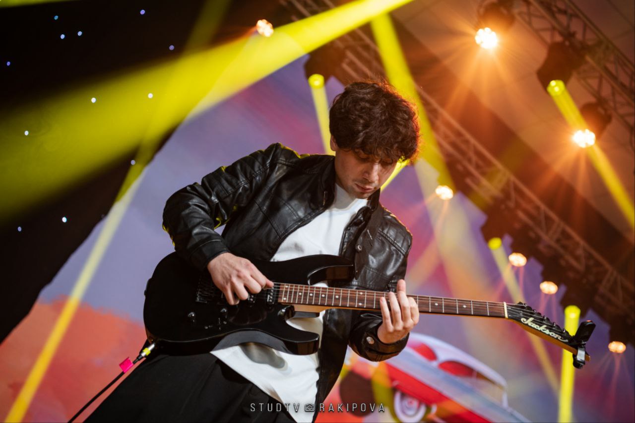 Это было легендарно!. Дебют первокурсника 2025 подошёл к концу и мы готовы представить вам первую порцию фотографий с самого яркого события в этом году Скорее смотри фоточки и следи за постами, ведь скоро будет много крутого... Это было легендарно!. Дебют первокурсника 2025 подошёл к концу и мы готовы представить вам первую порцию фотографий с самого яркого события в этом году Скорее смотри фоточки и следи за постами, ведь скоро будет много крутого...