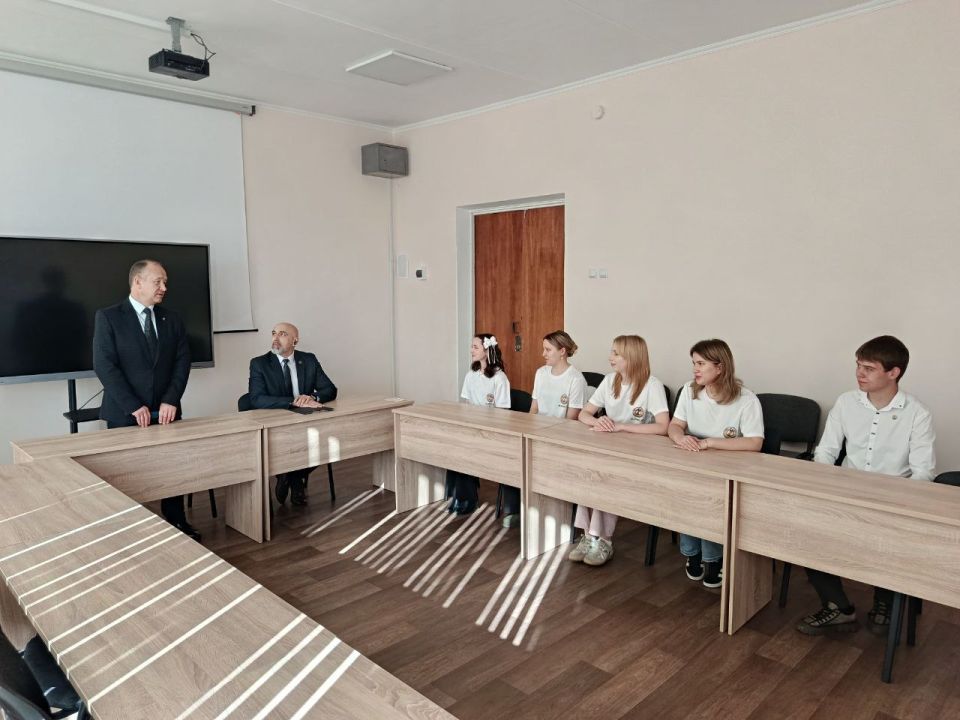 Иван Приходько: Состоялась встреча руководства администрации городского округа Горловка с жителями Иван Приходько: Состоялась встреча руководства администрации городского округа Горловка с жителями