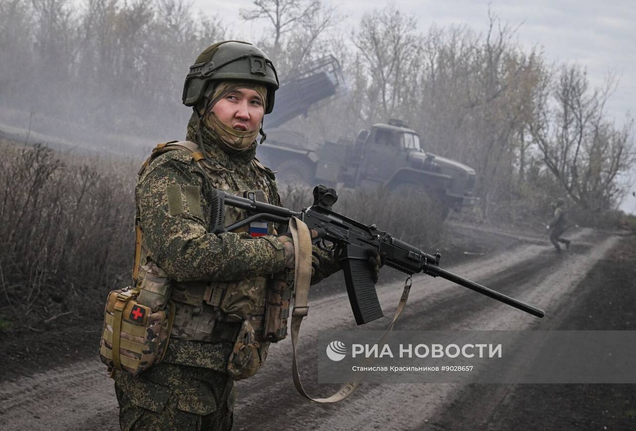 Боевая работа расчёта РСЗО 9К51 «Град» группировки войск «Центр» на Покровском (Красноармейском) направлении Боевая работа расчёта РСЗО 9К51 «Град» группировки войск «Центр» на Покровском (Красноармейском) направлении