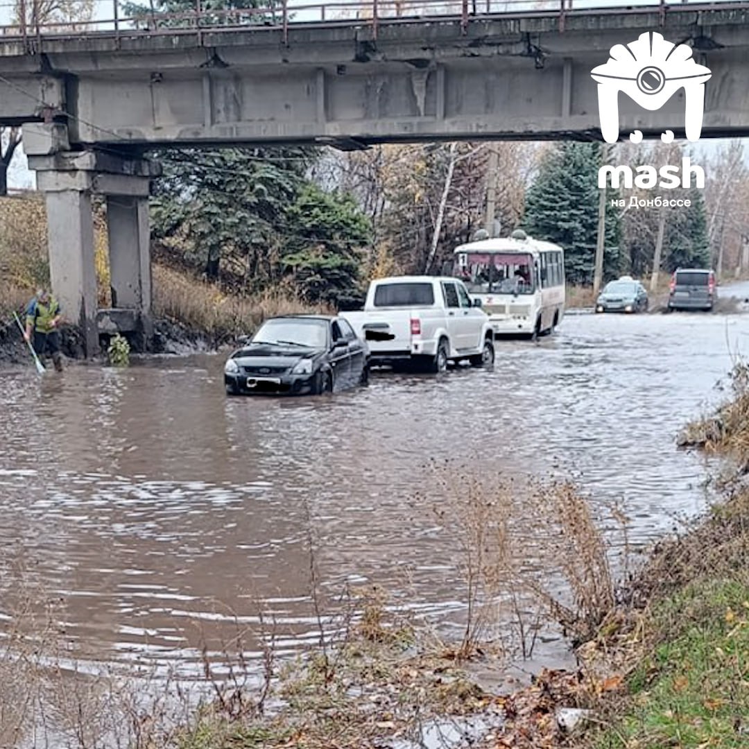 Если будете в Горловке, можете посетить большую выставку автомобильных номеров Если будете в Горловке, можете посетить большую выставку автомобильных номеров