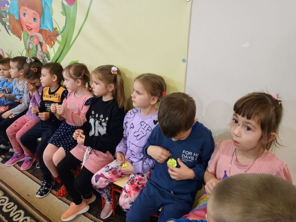 В рамках партийного проекта «Безопасные дороги», депутаты Тельмановского муниципального совета Максим Скрипка и Наталья Зубач совместно с инспектором ГИБДД ОМВД России «Тельмановский» лейтенантом полиции Юлией Пташкой... В рамках партийного проекта «Безопасные дороги», депутаты Тельмановского муниципального совета Максим Скрипка и Наталья Зубач совместно с инспектором ГИБДД ОМВД России «Тельмановский» лейтенантом полиции Юлией Пташкой...