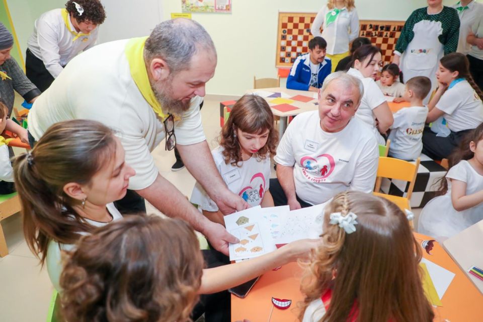 Семьи из Волновахского округа присоединились к досуговой программе надымчан Семьи из Волновахского округа присоединились к досуговой программе надымчан