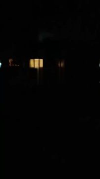 «Калибры» погрузили Украину во тьму: удары из ДНР обрушили энергосистему страны ВС РФ нанесли массированный удар из ДНР и других направлений — в небе более 90 «Гераней», работали «Кинжалы» и «Калибры». Под ударом —...