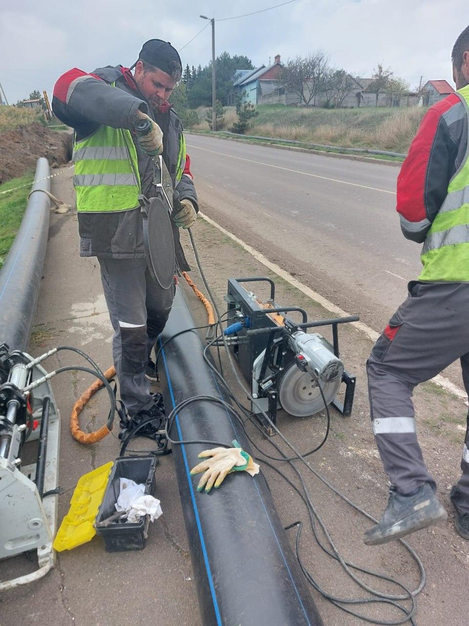 Борис Трима: Подрядчики Нижегородской области продолжают обновление сетей водоснабжения в Урзуфе Борис Трима: Подрядчики Нижегородской области продолжают обновление сетей водоснабжения в Урзуфе