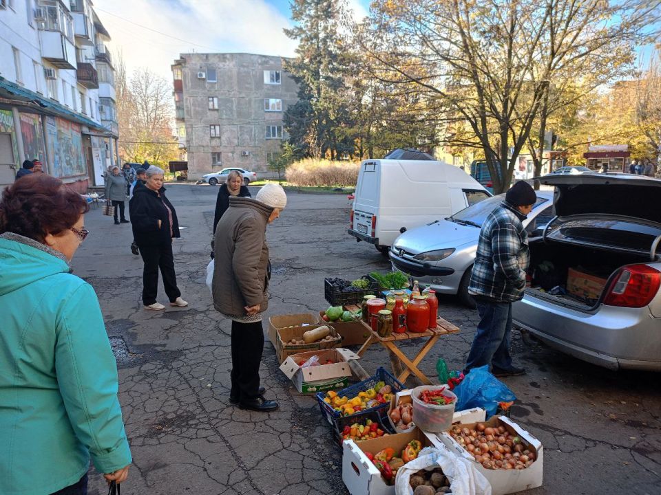 Николай Михайлов: В поселке Новый Свет Старобешевского муниципального округа прошла проверка с целью пресечения стихийной торговли Николай Михайлов: В поселке Новый Свет Старобешевского муниципального округа прошла проверка с целью пресечения стихийной торговли