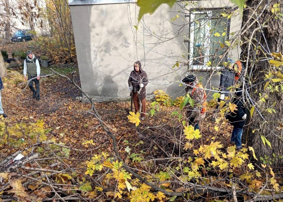 Иван Адамец: В рамках единого санитарного дня «Чистый четверг», были проведены работы по благоустройству в Куйбышевском районе Иван Адамец: В рамках единого санитарного дня «Чистый четверг», были проведены работы по благоустройству в Куйбышевском районе