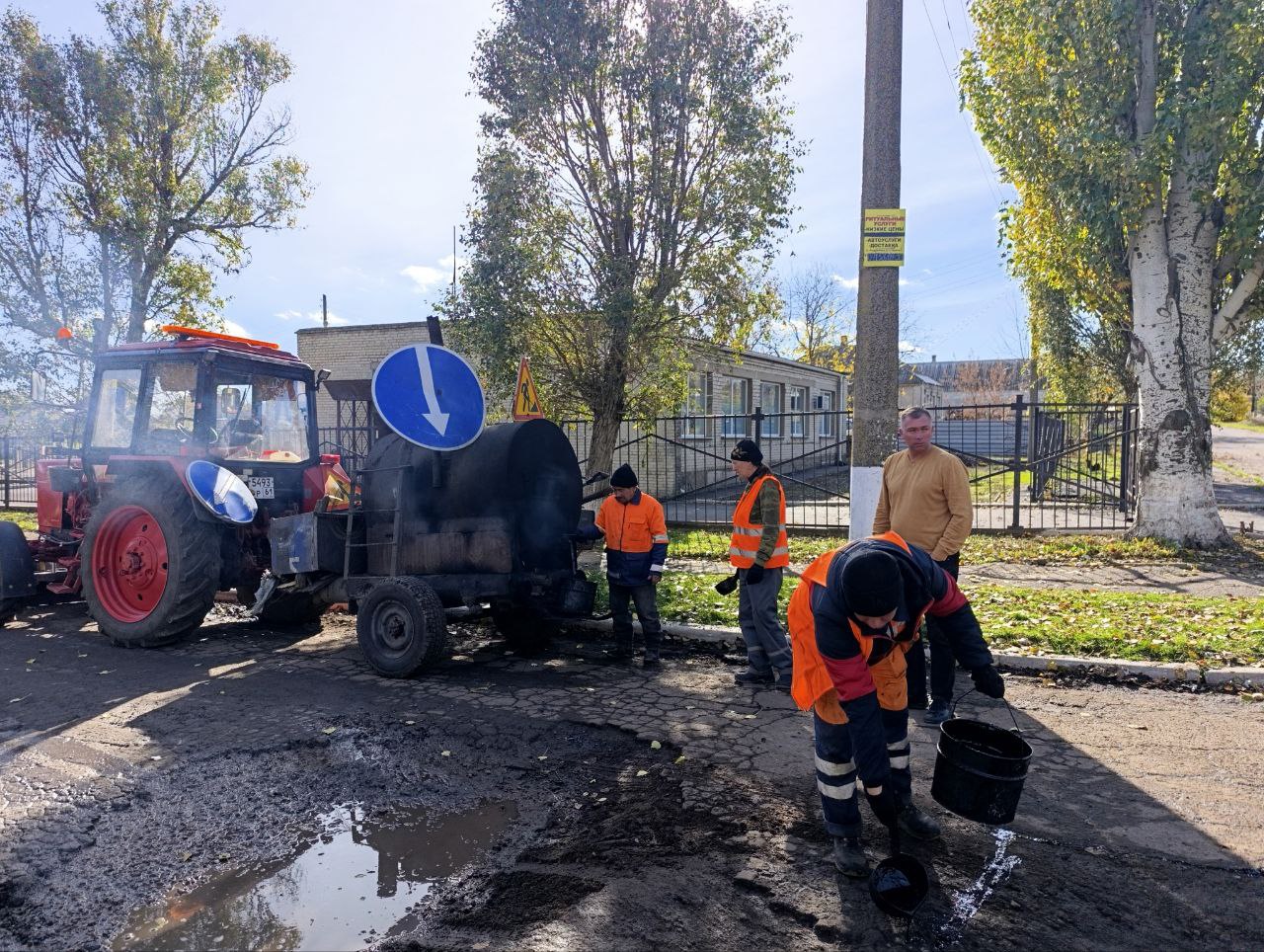 Константин Зинченко: На обращения граждан последовал прямой ответ - работы будут выполнены Константин Зинченко: На обращения граждан последовал прямой ответ - работы будут выполнены