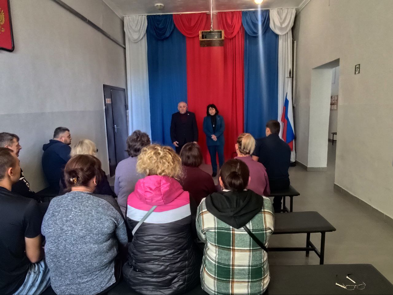 Сегодня состоялась рабочая встреча, в которой приняли участие председатель Мангушского муниципального совета Михаил Ставрулов и заведующий Камышеватским территориальным сектором Ирина Цебро Сегодня состоялась рабочая встреча, в которой приняли участие председатель Мангушского муниципального совета Михаил Ставрулов и заведующий Камышеватским территориальным сектором Ирина Цебро