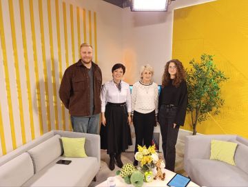 #НашиГости. Сегодня в нашей студии были: Гребенькова Любовь Наумовна - врио начальника Донецкого городского отдела ЗАГС Кутняя Екатерина Анатольевна - специалист по торжественной регистрации заключения брака Дворца...