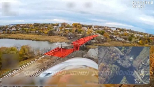 Осмотр дроном разрушенного моста через реку Волчья в пгт Покровское и последовавший сразу удар по украинскому пикапу на другом берегу