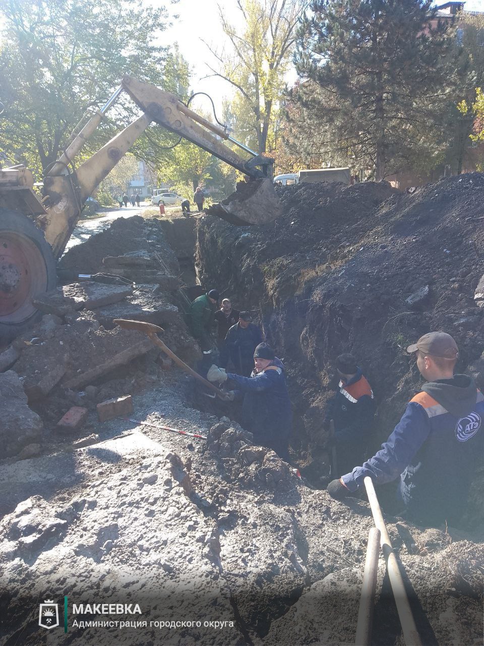 Макеевские депутаты проводят мониторинг подачи теплоснабжения Макеевские депутаты проводят мониторинг подачи теплоснабжения