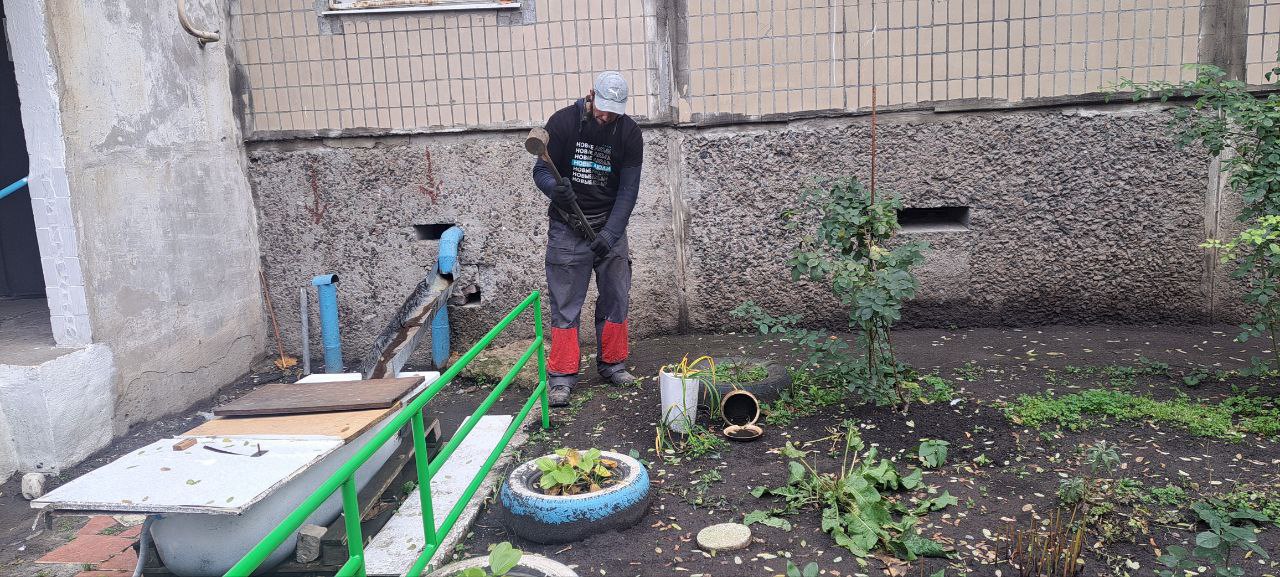 Алексей Дорофеев: Помните наш недавний и очень теплый сход на улице Туполева? Для меня такие встречи — всегда источник и переживаний, и вдохновения Алексей Дорофеев: Помните наш недавний и очень теплый сход на улице Туполева? Для меня такие встречи — всегда источник и переживаний, и вдохновения