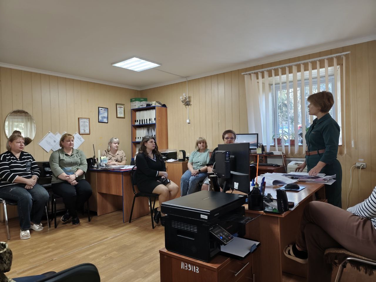 Заместитель Главы Новоазовского муниципального округа Ирина Головань в встретилась с коллективом Государственного бюджетного учреждения социального обслуживания "Комплексный центр социального обслуживания населения...