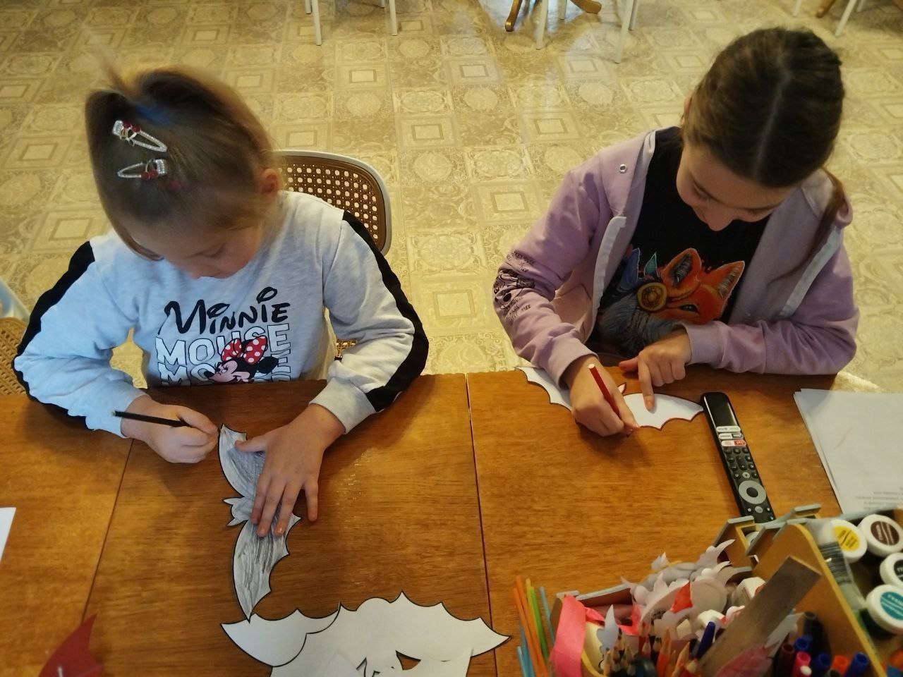 29 октября в детской комнате МБУ "Мироновский поселковый ДК" состоялся мастер-класс 29 октября в детской комнате МБУ "Мироновский поселковый ДК" состоялся мастер-класс